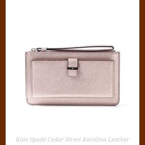 Kate spade Karolina wristlet